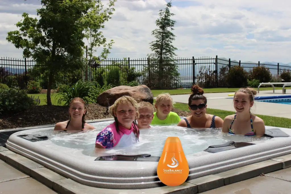 Children Hot Tub SilkBalance