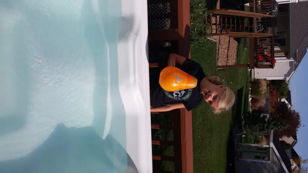 hottub1 - SilkBalance